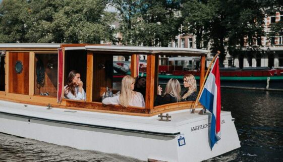 Buitenlandse relatie op bezoek Amsterdam